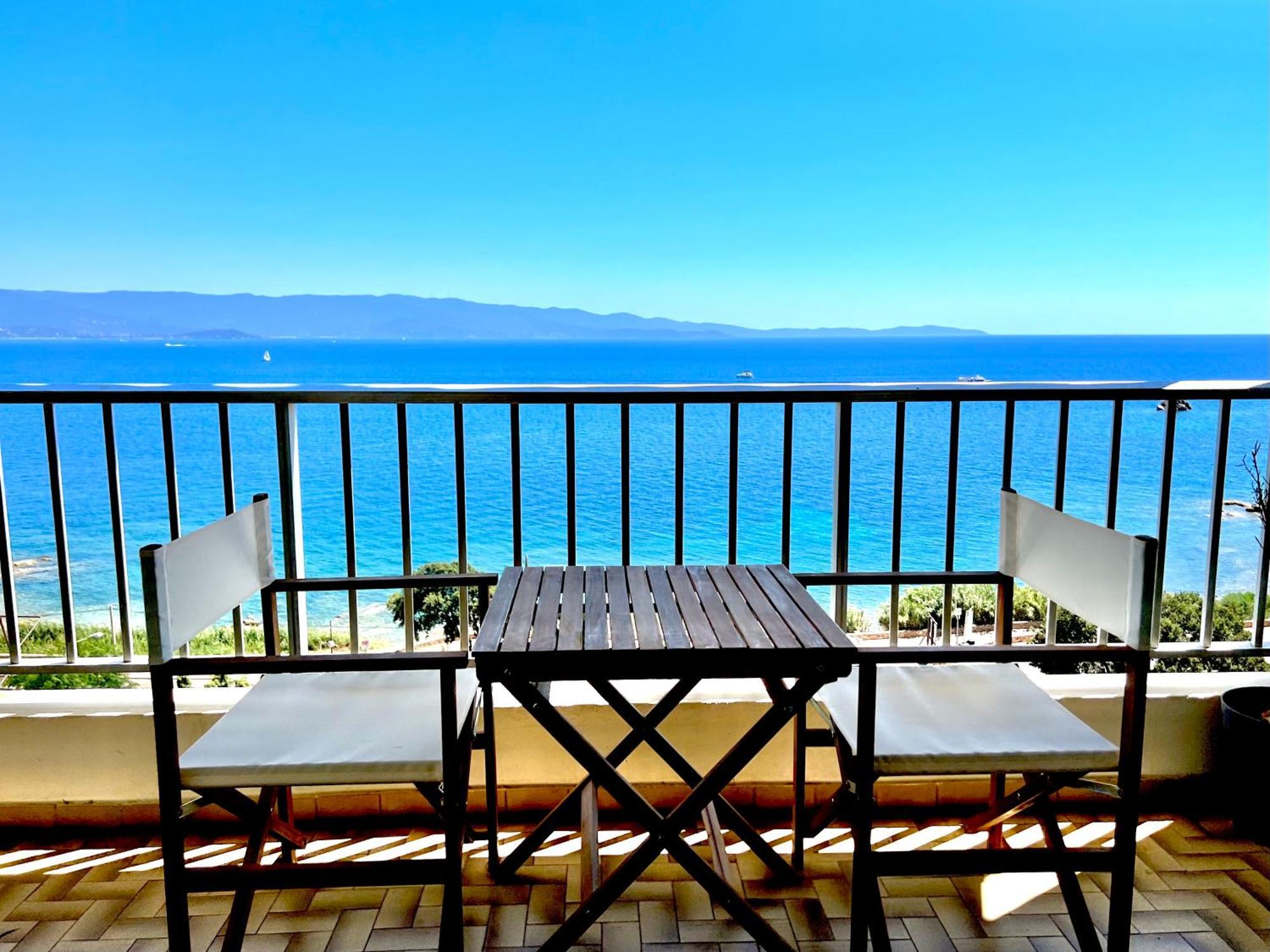 Appartement Avec Magnifique Vue Mer Ajaccio  Luaran gambar